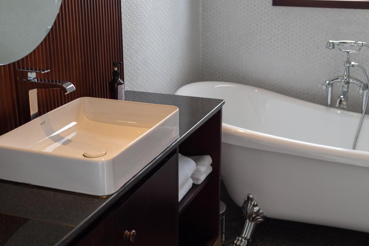 La Chronique Hotel Phnom Penh Zewnętrze zdjęcie